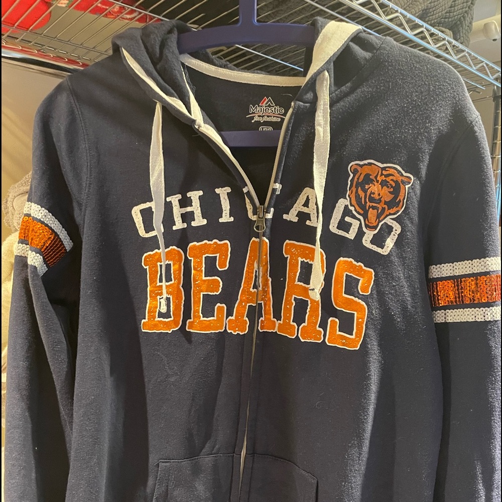Chicago Bears hoodie.
